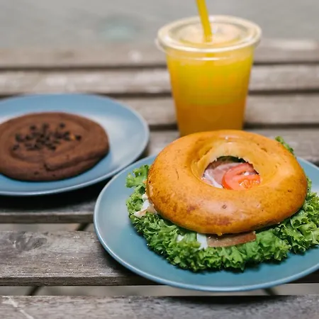 D.five Regi Posta Apartment *